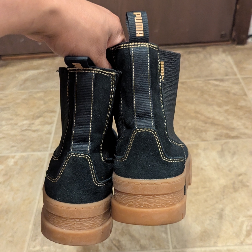 Puma Black Suede Boots For Women Size 9.5 - Picture 3 of 6